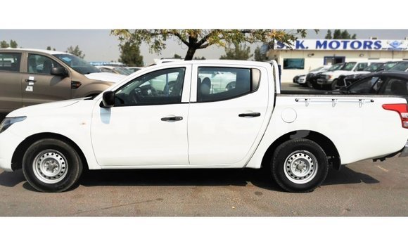 Buy Import Mitsubishi L200 White Car in Import - Dubai in Abia State Buy Import Mitsubishi L200 White Car in Import - Dubai in Abia State