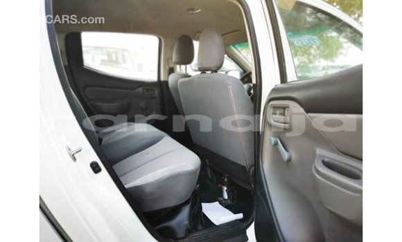 Buy Import Mitsubishi L200 White Car in Import - Dubai in Abia State Buy Import Mitsubishi L200 White Car in Import - Dubai in Abia State