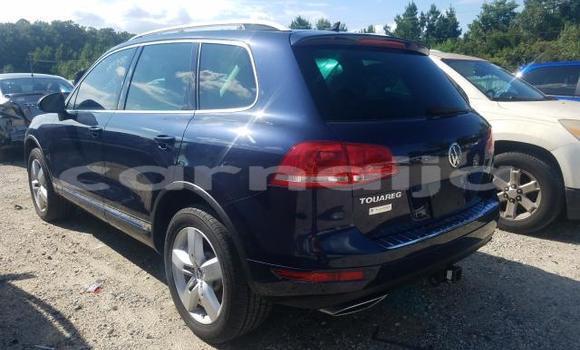 Acheter Neuf Voiture Volkswagen Touareg Bleu à Badagry, État de Lagos Acheter Neuf Voiture Volkswagen Touareg Bleu à Badagry, État de Lagos