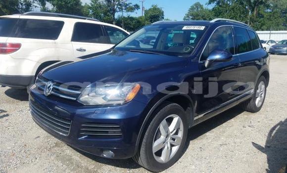 Acheter Neuf Voiture Volkswagen Touareg Bleu à Badagry, État de Lagos Acheter Neuf Voiture Volkswagen Touareg Bleu à Badagry, État de Lagos