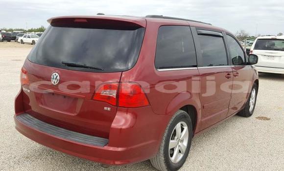 Acheter Neuf Voiture Volkswagen Routan Rouge à Badagry, État de Lagos Acheter Neuf Voiture Volkswagen Routan Rouge à Badagry, État de Lagos
