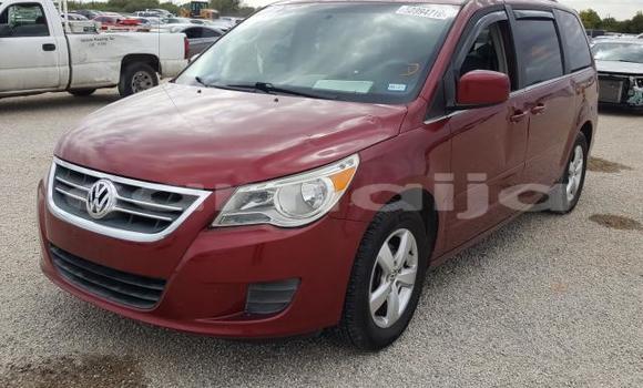 Acheter Neuf Voiture Volkswagen Routan Rouge à Badagry, État de Lagos Acheter Neuf Voiture Volkswagen Routan Rouge à Badagry, État de Lagos