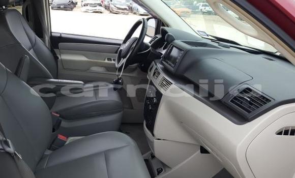 Acheter Neuf Voiture Volkswagen Routan Rouge à Badagry, État de Lagos Acheter Neuf Voiture Volkswagen Routan Rouge à Badagry, État de Lagos