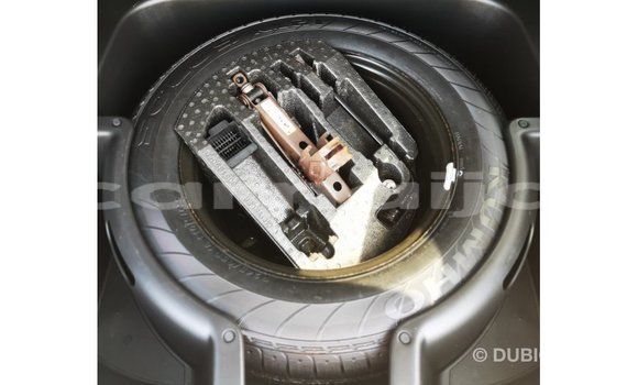 Acheter Import Voiture Jeep Grand Cherokee Noir à Import - Dubai, État d'Abia Acheter Import Voiture Jeep Grand Cherokee Noir à Import - Dubai, État d'Abia