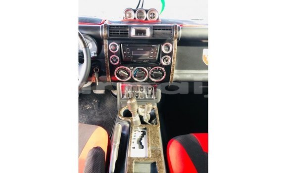 Acheter Import Voiture Toyota FJ Cruiser Noir à Import - Dubai, État d'Abia Acheter Import Voiture Toyota FJ Cruiser Noir à Import - Dubai, État d'Abia