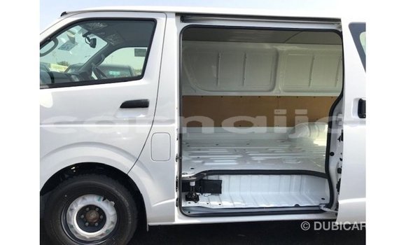 Buy Import Toyota Hiace White Car in Import - Dubai in Abia State Buy Import Toyota Hiace White Car in Import - Dubai in Abia State