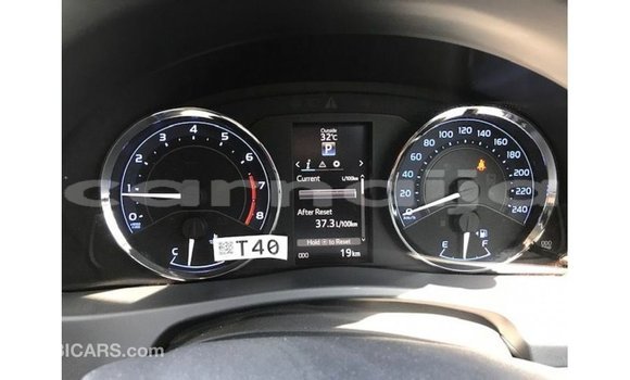 Acheter Import Voiture Toyota Corolla Blanc à Import - Dubai, État d'Abia Acheter Import Voiture Toyota Corolla Blanc à Import - Dubai, État d'Abia