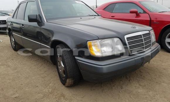 Acheter Neuf Voiture Mercedes-Benz E–Class Noir à Badagry, État de Lagos