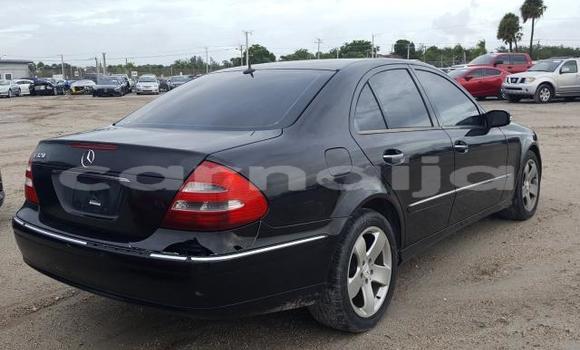 Acheter Neuf Voiture Mercedes-Benz E-klasse AMG Noir à Badagry, État de Lagos Acheter Neuf Voiture Mercedes-Benz E-klasse AMG Noir à Badagry, État de Lagos