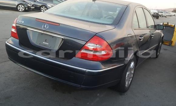 Acheter Neuf Voiture Mercedes-Benz E–Class Noir à Badagry, État de Lagos Acheter Neuf Voiture Mercedes-Benz E–Class Noir à Badagry, État de Lagos