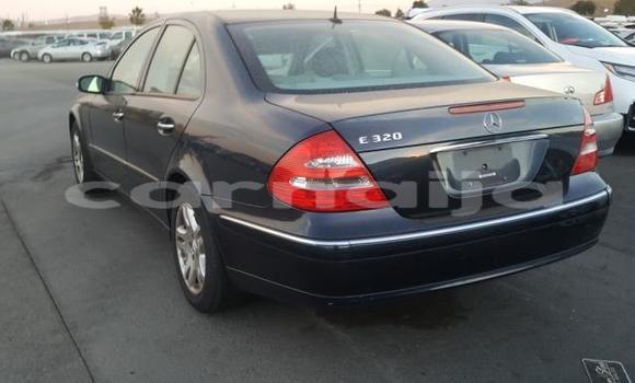 Acheter Neuf Voiture Mercedes-Benz E–Class Noir à Badagry, État de Lagos Acheter Neuf Voiture Mercedes-Benz E–Class Noir à Badagry, État de Lagos