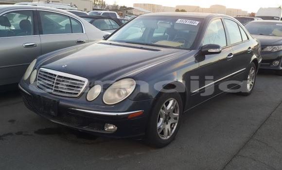 Acheter Neuf Voiture Mercedes-Benz E–Class Noir à Badagry, État de Lagos Acheter Neuf Voiture Mercedes-Benz E–Class Noir à Badagry, État de Lagos