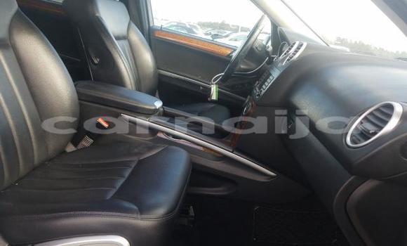 Acheter Neuf Voiture Mercedes-Benz ML–Class Gris à Badagry, État de Lagos Acheter Neuf Voiture Mercedes-Benz ML–Class Gris à Badagry, État de Lagos