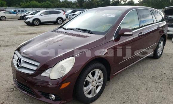 Buy New Mercedes-Benz R-klasse AMG Red Car in Badagry in Lagos State Buy New Mercedes-Benz R-klasse AMG Red Car in Badagry in Lagos State