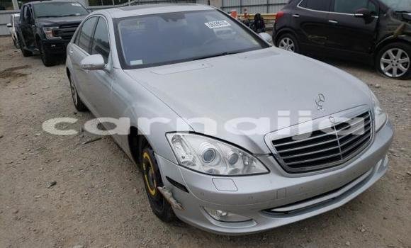 Buy New Mercedes Viano Silver Car in Iye–Ekiti in Ekiti State Buy New Mercedes Viano Silver Car in Iye–Ekiti in Ekiti State