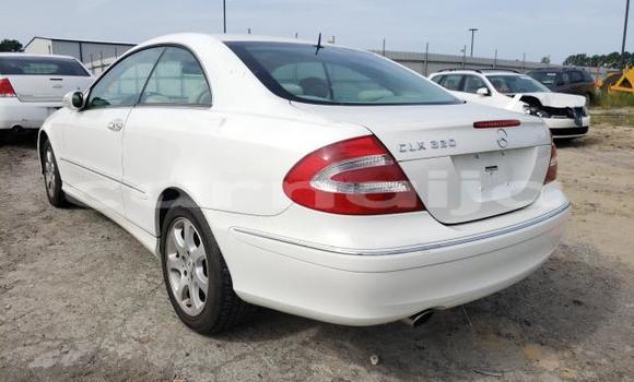 Acheter Neuf Voiture Mercedes-Benz CLK–Class Blanc à Badagry, État de Lagos Acheter Neuf Voiture Mercedes-Benz CLK–Class Blanc à Badagry, État de Lagos