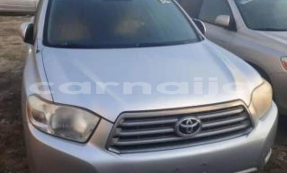 Acheter Neuf Voiture Toyota Camry Marron à Agbor, État du Delta Acheter Neuf Voiture Toyota Camry Marron à Agbor, État du Delta