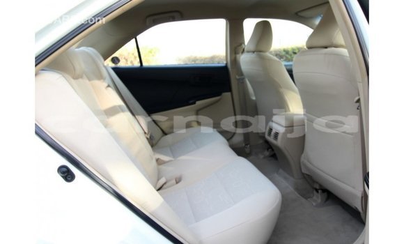 Buy Import Toyota Camry White Car in Import - Dubai in Abia State Buy Import Toyota Camry White Car in Import - Dubai in Abia State