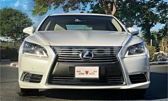 Buy Import Lexus LS White Car in Import - Dubai in Abia State Buy Import Lexus LS White Car in Import - Dubai in Abia State