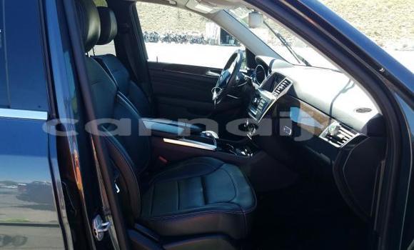 Acheter Import Voiture Mercedes-Benz ML–Class Bleu à Lagos, État de Lagos Acheter Import Voiture Mercedes-Benz ML–Class Bleu à Lagos, État de Lagos