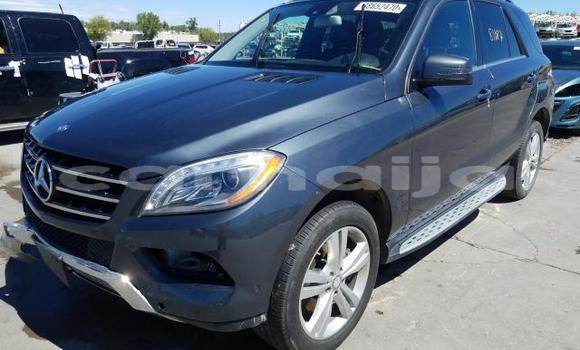 Acheter Import Voiture Mercedes-Benz ML–Class Bleu à Lagos, État de Lagos Acheter Import Voiture Mercedes-Benz ML–Class Bleu à Lagos, État de Lagos