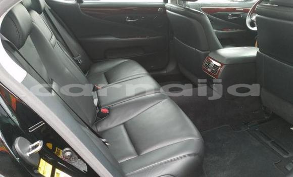 Acheter Neuf Voiture Lexus LS Noir à Badagry, État de Lagos Acheter Neuf Voiture Lexus LS Noir à Badagry, État de Lagos