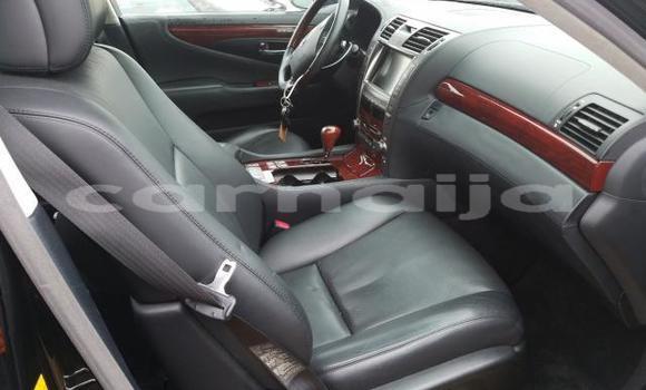 Acheter Neuf Voiture Lexus LS Noir à Badagry, État de Lagos Acheter Neuf Voiture Lexus LS Noir à Badagry, État de Lagos