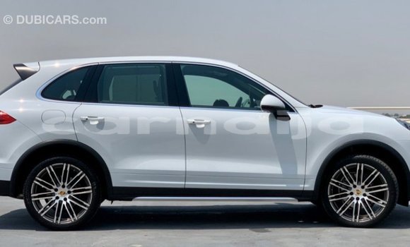 Buy Import Porsche Cayenne White Car in Import - Dubai in Abia State Buy Import Porsche Cayenne White Car in Import - Dubai in Abia State