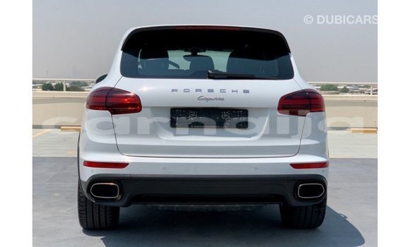 Buy Import Porsche Cayenne White Car in Import - Dubai in Abia State Buy Import Porsche Cayenne White Car in Import - Dubai in Abia State