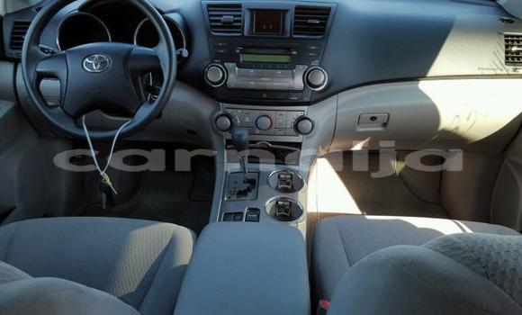 Buy Used Toyota Highlander Beige Car in Ikeja in Lagos State