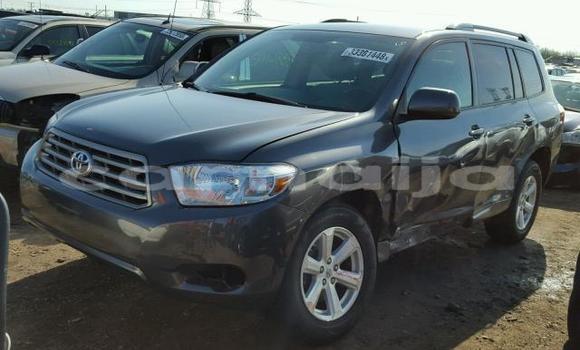 Acheter Occasion Voiture Toyota Highlander Beige à Ikeja, État de Lagos Acheter Occasion Voiture Toyota Highlander Beige à Ikeja, État de Lagos