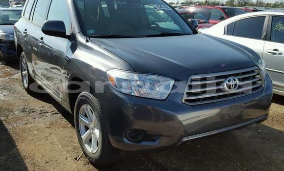 Acheter Occasion Voiture Toyota Highlander Beige à Ikeja, État de Lagos Acheter Occasion Voiture Toyota Highlander Beige à Ikeja, État de Lagos