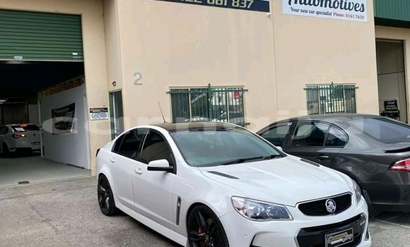 Acheter Neuf Voiture BMW E9 Blanc à Abuja, État de Lagos Acheter Neuf Voiture BMW E9 Blanc à Abuja, État de Lagos