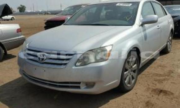 Buy New Toyota Avalon Black Car in Lagos in Lagos State