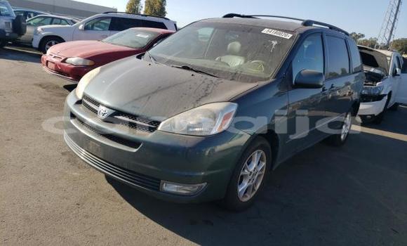 Buy New Toyota Sienna Silver Car in Badagry in Lagos State Buy New Toyota Sienna Silver Car in Badagry in Lagos State