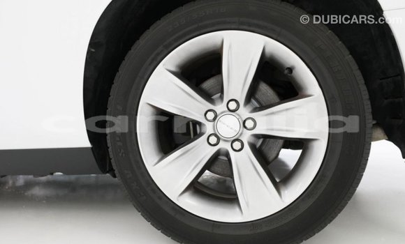 Buy Import Dodge Challenger White Car in Import - Dubai in Abia State Buy Import Dodge Challenger White Car in Import - Dubai in Abia State