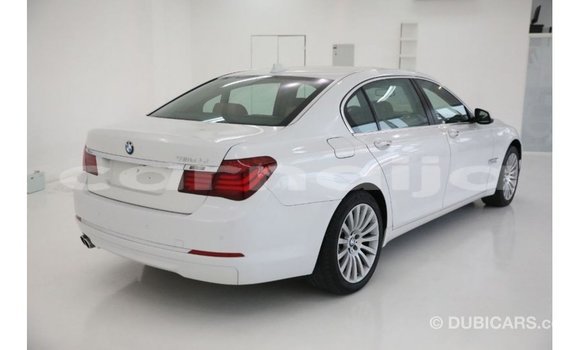 Buy Import BMW HP White Bike in Import - Dubai in Abia State Buy Import BMW HP White Bike in Import - Dubai in Abia State