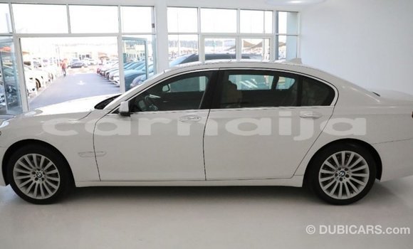 Buy Import BMW HP White Bike in Import - Dubai in Abia State Buy Import BMW HP White Bike in Import - Dubai in Abia State