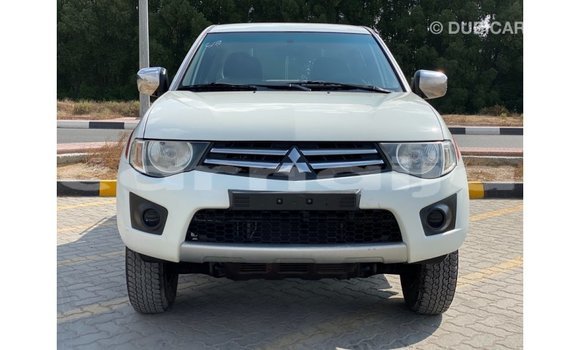 Buy Import Mitsubishi L200 White Car in Import - Dubai in Abia State Buy Import Mitsubishi L200 White Car in Import - Dubai in Abia State