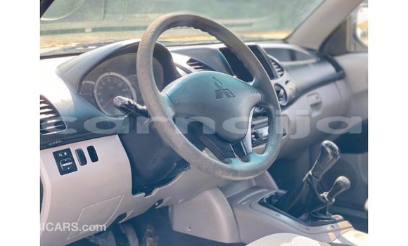 Buy Import Mitsubishi L200 White Car in Import - Dubai in Abia State Buy Import Mitsubishi L200 White Car in Import - Dubai in Abia State