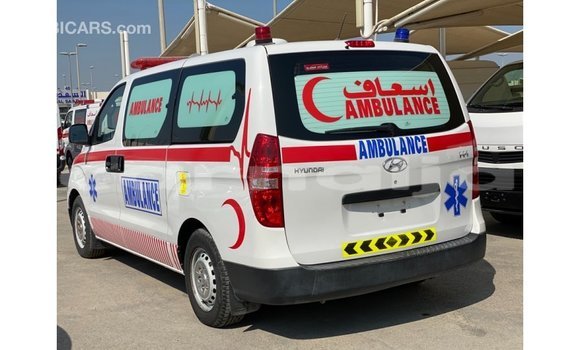 Acheter Import Voiture Hyundai Accent Blanc à Import - Dubai, État d'Abia Acheter Import Voiture Hyundai Accent Blanc à Import - Dubai, État d'Abia