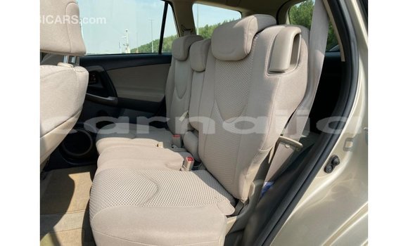 Buy Import Toyota HiAce Other Truck in Import - Dubai in Abia State Buy Import Toyota HiAce Other Truck in Import - Dubai in Abia State