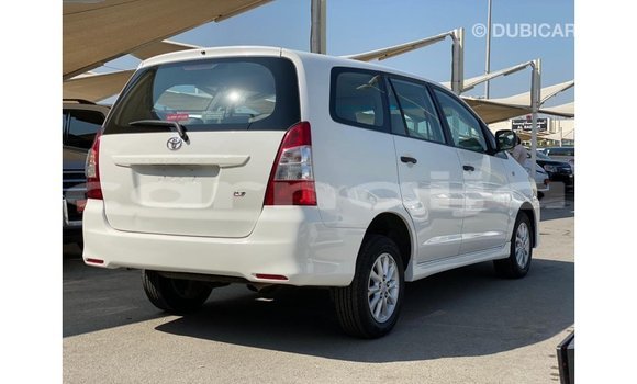 Acheter Import Voiture Toyota Innova Blanc à Import - Dubai, État d'Abia Acheter Import Voiture Toyota Innova Blanc à Import - Dubai, État d'Abia