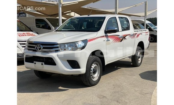 Buy Import Toyota Hilux White Car in Import - Dubai in Abia State Buy Import Toyota Hilux White Car in Import - Dubai in Abia State