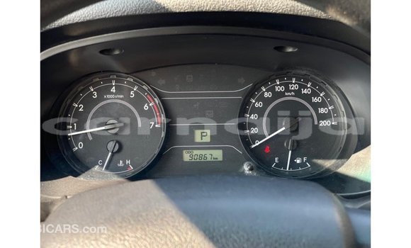 Buy Import Toyota Hilux White Car in Import - Dubai in Abia State Buy Import Toyota Hilux White Car in Import - Dubai in Abia State