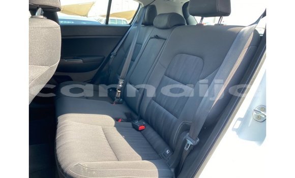 Buy Import Kia Sportage White Car in Import - Dubai in Abia State Buy Import Kia Sportage White Car in Import - Dubai in Abia State