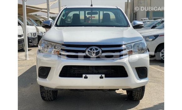 Buy Import Toyota Hilux White Car in Import - Dubai in Abia State Buy Import Toyota Hilux White Car in Import - Dubai in Abia State