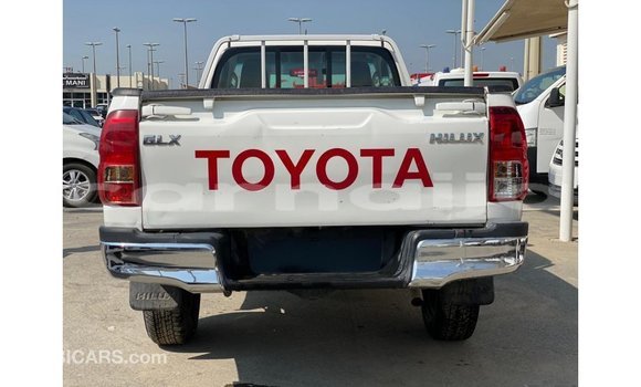 Buy Import Toyota Hilux White Car in Import - Dubai in Abia State Buy Import Toyota Hilux White Car in Import - Dubai in Abia State
