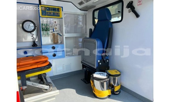 Buy Import Toyota Hiace White Car in Import - Dubai in Abia State Buy Import Toyota Hiace White Car in Import - Dubai in Abia State