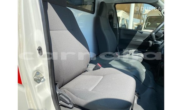 Buy Import Toyota Hiace White Car in Import - Dubai in Abia State Buy Import Toyota Hiace White Car in Import - Dubai in Abia State